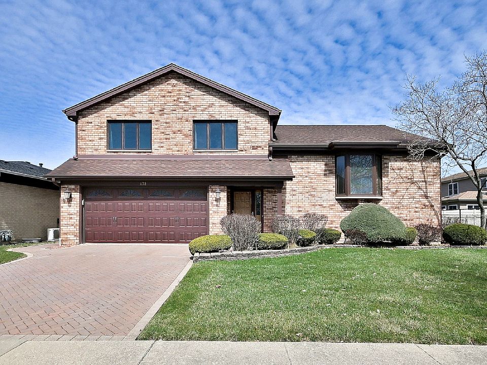 1st image of 632 Berkshire Ln