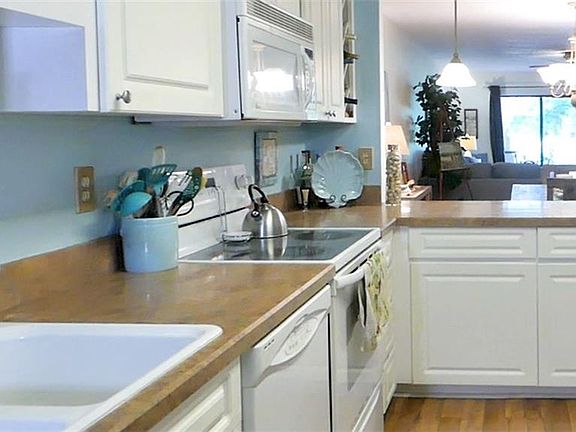 2nd image of 3505 Tarpon Woods Blvd APT K404