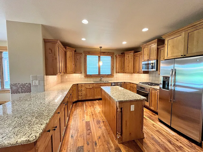 56 Beesley Ln — Photo 13