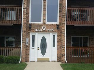 1671 Shoemaker Dr, Westland, MI 48185