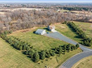 29215 Snow Goose Trl, Shafer, MN 55074