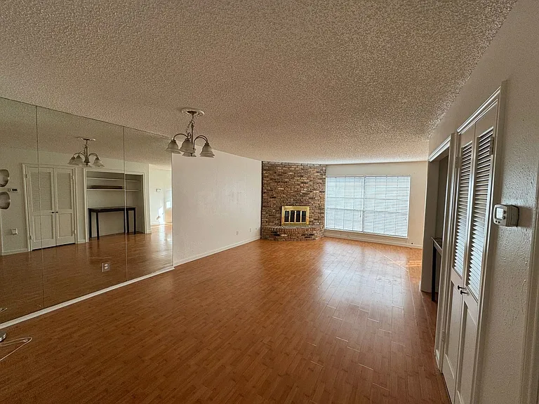 6552 Chicory Ct — Photo 7