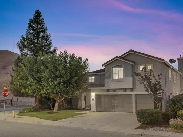 407 Whitney Way, Morgan Hill, CA 95037