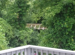 89 Morningside Dr, Glen Carbon, IL