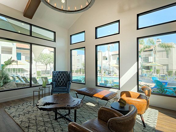 Villa Blanco_Tempe_AZ_Front Office Pool View
