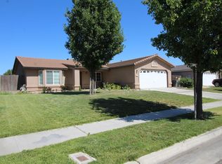 276 S Michelle Ave, Kerman, CA