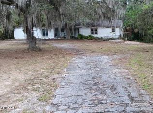 635 S Blue Lake Ave, Deland, FL 32724