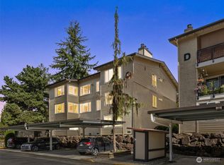 706 136th Pl NE APT C4, Bellevue, WA