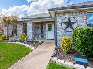 1827 Apache Trl, Mesquite, TX 75149