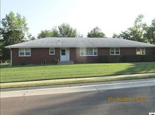 207 E 3rd Ave, Eskridge, KS 66423