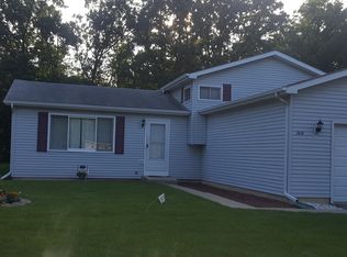 2616 Metropolitan Ave, Waukegan, IL 60087