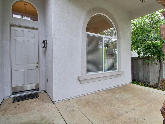 4th image of 2514 Autumn Meadow Ave