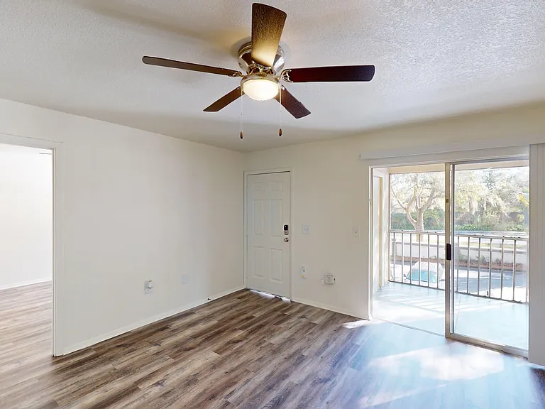 Lakewood Place — Photo 135