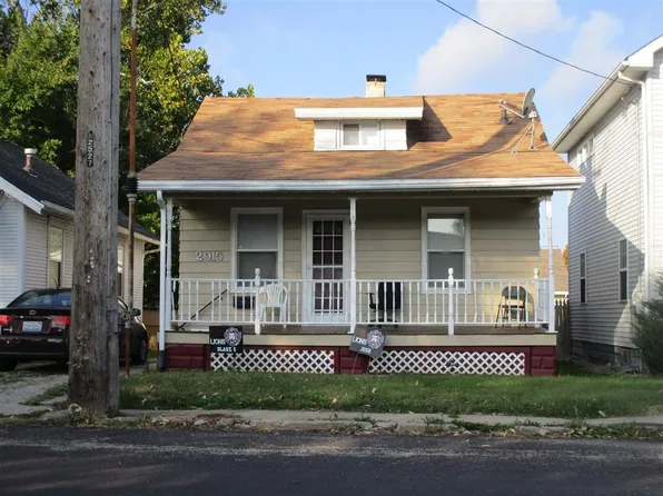 2915 N Wisconsin Ave, Peoria, IL 61603