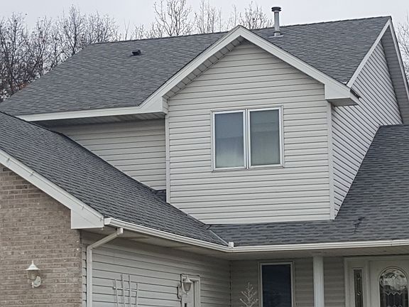 2nd image of 2323 Kingston Ave E