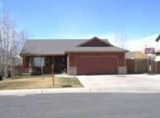 422 Edgewood Ave, Johnstown, CO 80534