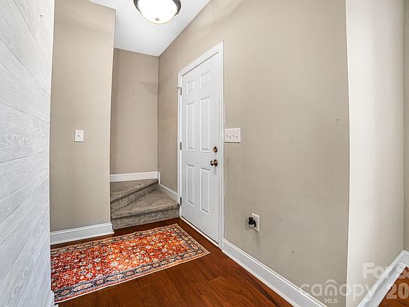 4th image of 5361 Brickyard Terrace Ct