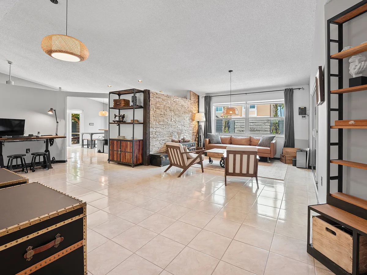 Entrance to the living room - 19660 NW 83rd Ave