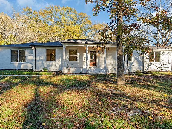 4th image of 818 Bresslyn Rd