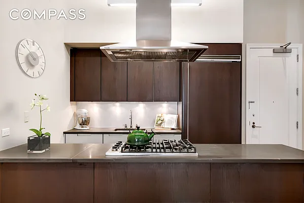 Sold by Compass | media 16