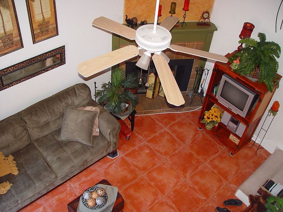1st image of 6268 Westshore Dr #4