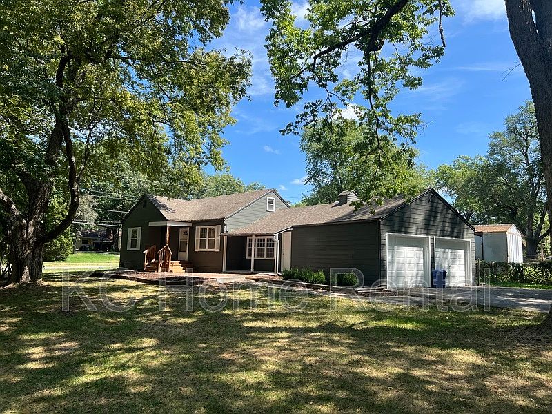 11101 Applewood Dr, Kansas City, MO 64134 Zillow