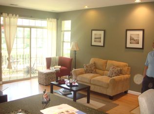 5917 Barbados Pl APT 103, Rockville, MD 20852