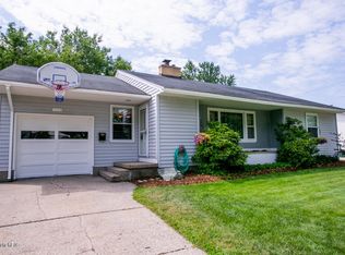 1226 Grant Ave, Grand Haven, MI 49417