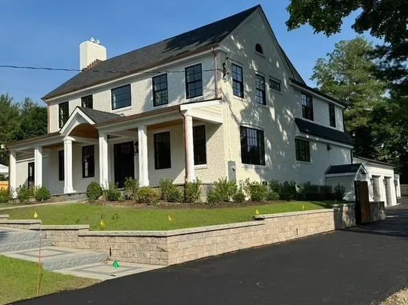 17 Spafford Rd, Milton, MA 02186