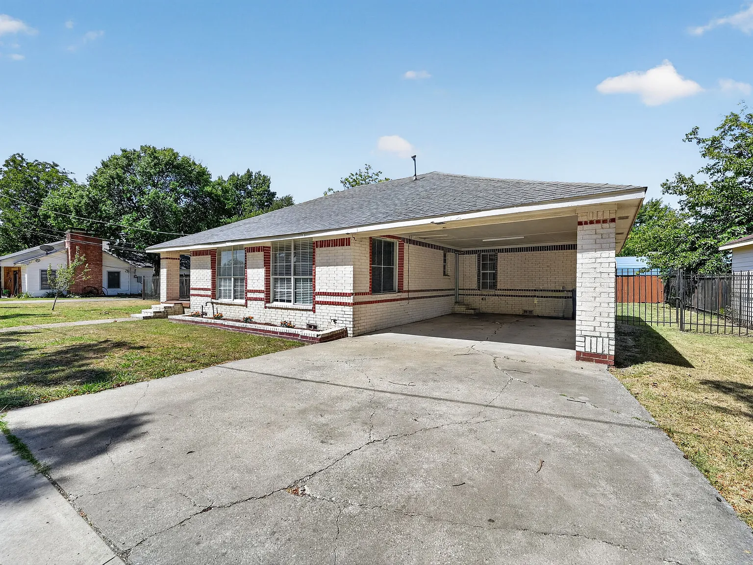 121 N Hamilton St, Farmersville, TX 75442 - 1 — Photo 4