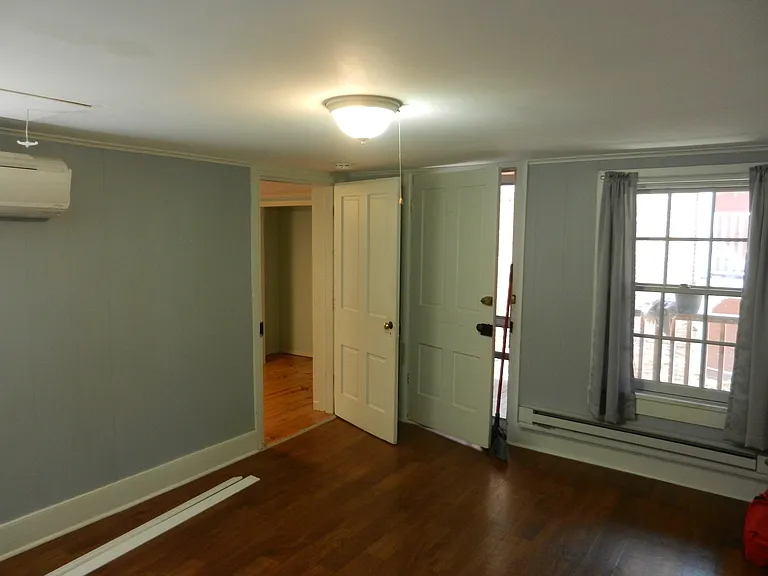 69 E Louther St #C — Photo 9
