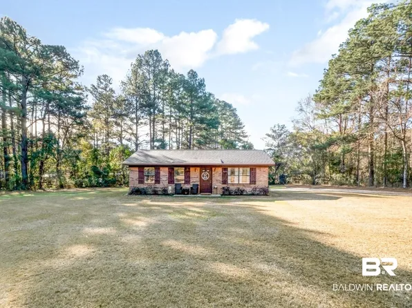9051 Robley Ln, Semmes, AL 36575
