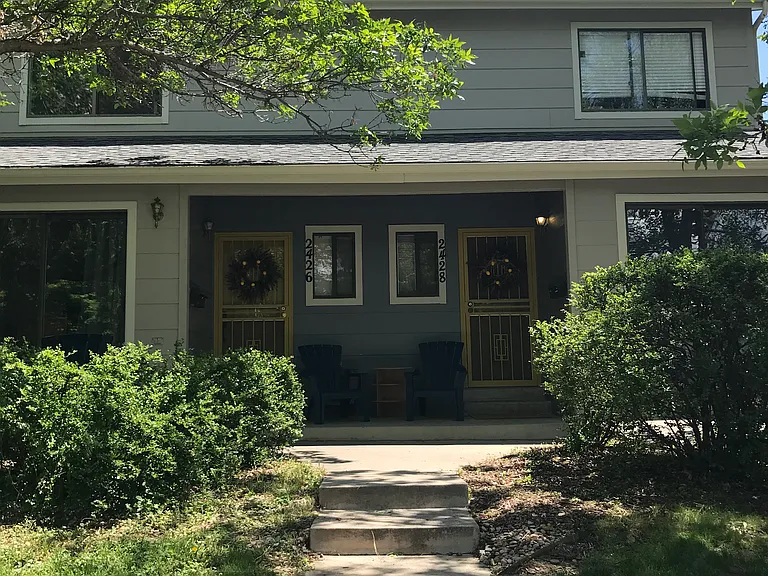 2428 S High St — Photo 2