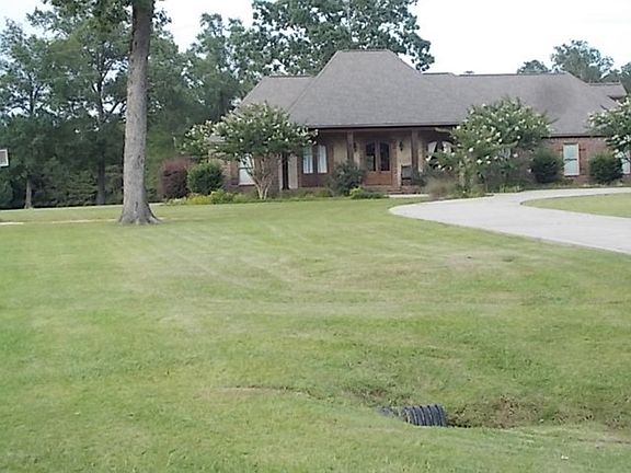 3rd image of 2228 Windwood Ter NW