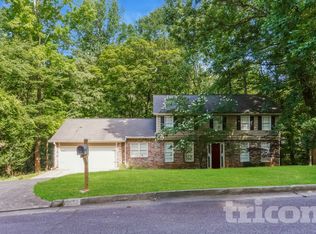 9400 N Lake Dr, Roswell, GA 30076