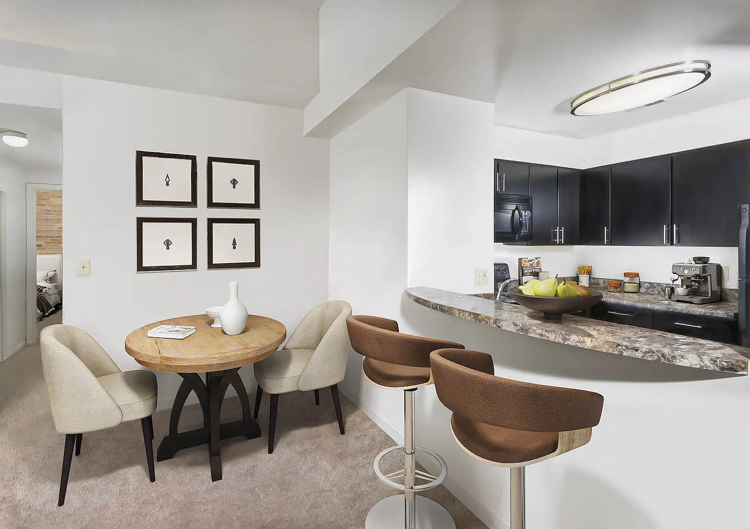 Marlboro Classic Apt & Redwood Square — Photo 2