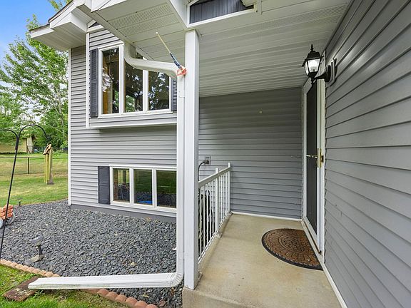 4th image of 1397 Bilmar Ave