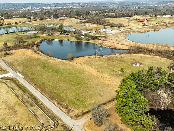 2nd image of Radio Tower Rd