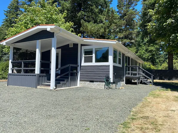 69201 Sandbug Ln, North Bend, OR 97459