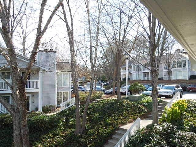 1st image of 609 Countryside Ln SE