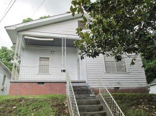 703 Locust St, Vicksburg, MS 39183