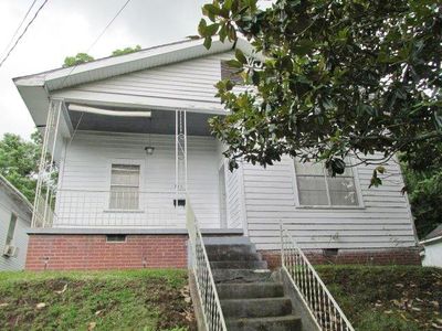 703 Locust St, Vicksburg, MS, 39183