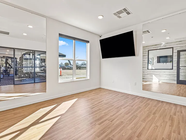 Asher Apartments - LIMITED-TIME OFFER 8 WEEKS FREE! — Photo 24
