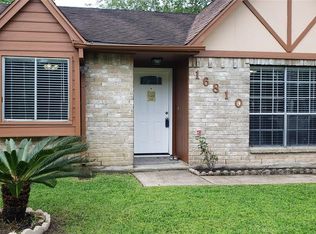 16810 Blackhawk Blvd, Friendswood, TX 77546