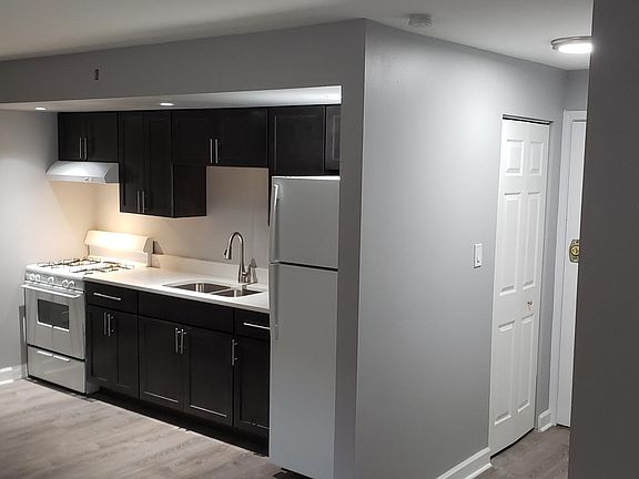 2nd image of 2140 Kenilworth Ave APT 205