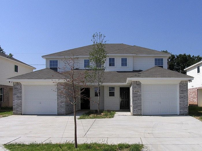 1236 Village Garden Dr, Azle, TX 76020 Zillow