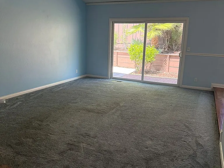 5447 Anselmo Ct — Photo 11