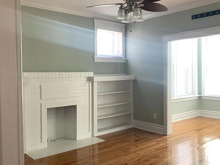 Primary Bdrm w/ceiling fan