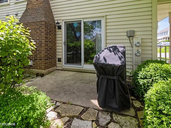 5th image of 2665 College Hill Cir #0