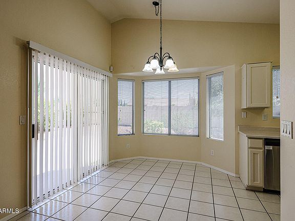 3rd image of 20437 N 105TH Avenue